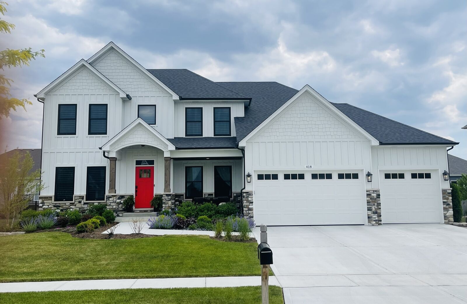Property Photo:  677 Cumberland Lane  IL 60543 