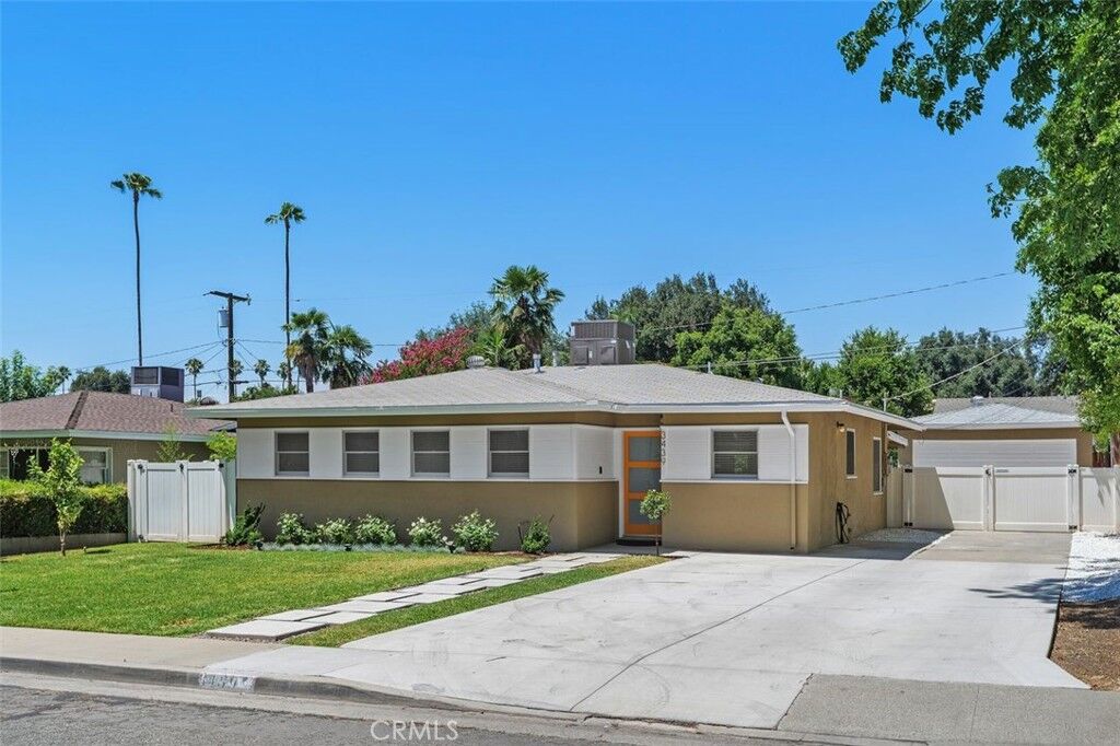 Property Photo: 3439 Mono Drive CA 92506