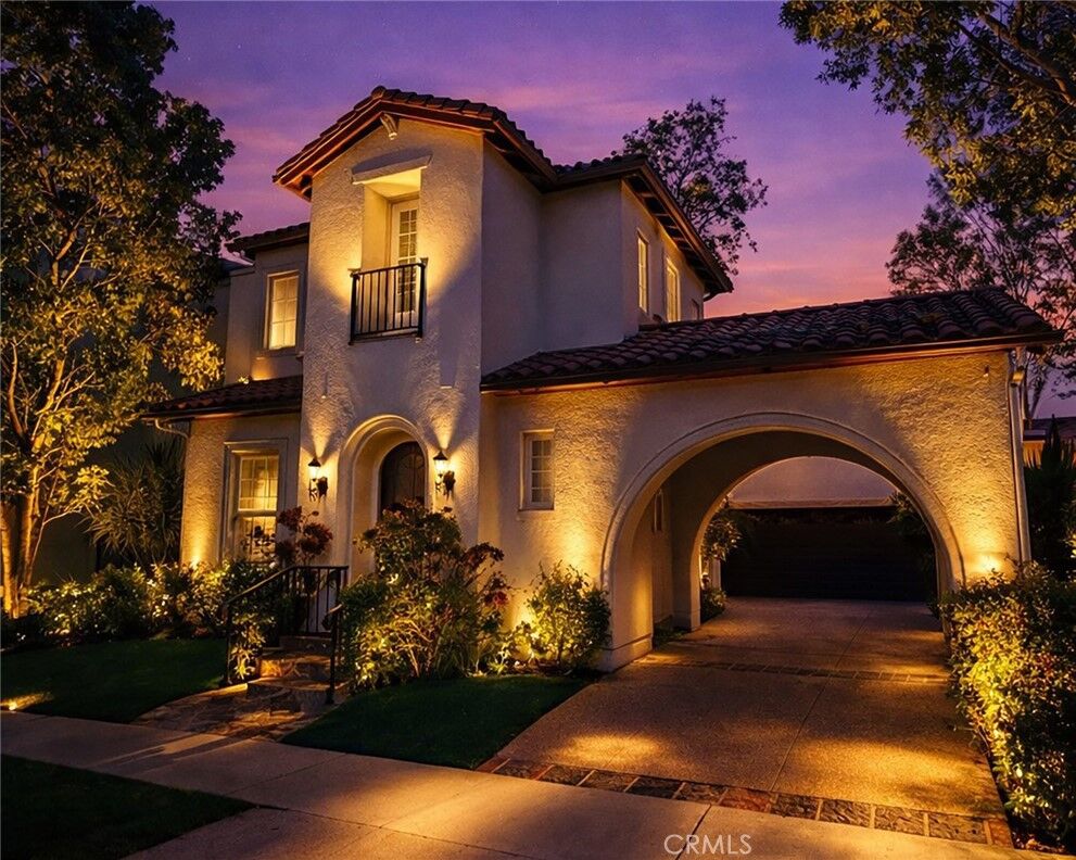 Property Photo:  25 Carpenteria  CA 92602 