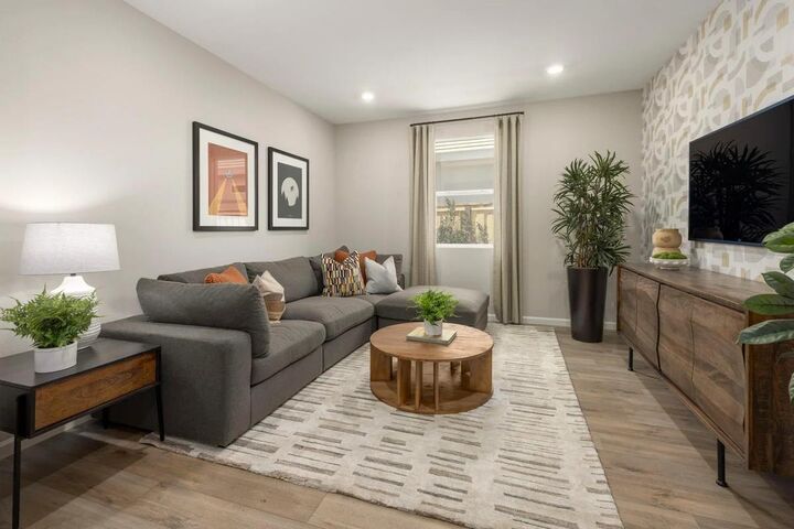 Property Photo: 2051 Shoreline Drive CA 95367