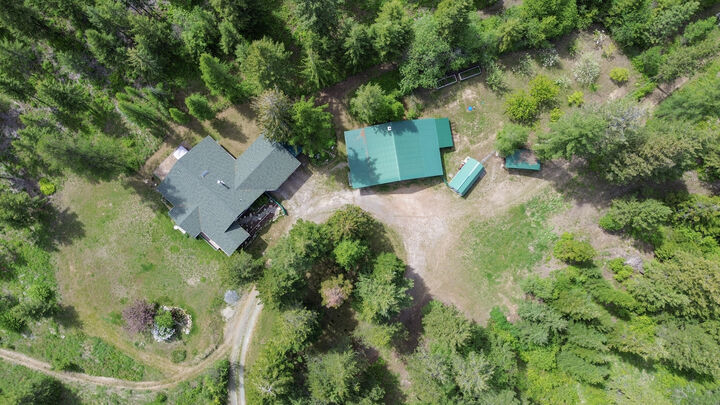 Property Photo:  2015 Thoni Rd  WA 99101 