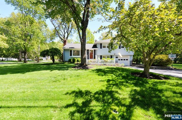 Property Photo:  66 Hurley Avenue  NJ 07481 