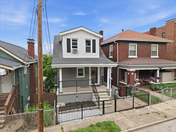Property Photo:  221 W 13th Street  KY 41071 