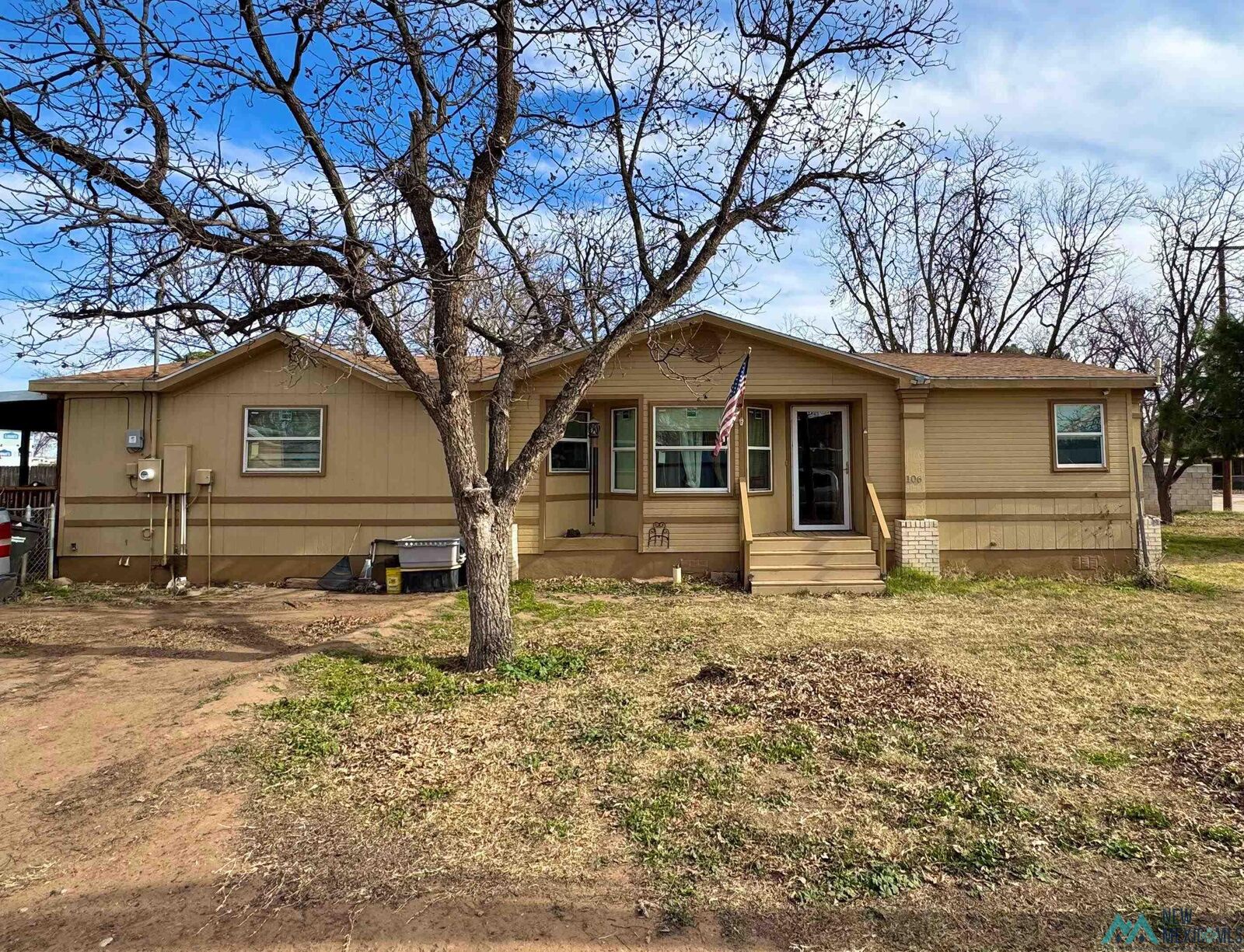 Property Photo:  106 S La Huerta Circle  NM 88220 