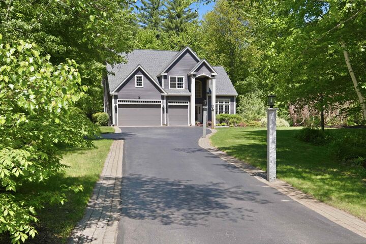 Property Photo:  2 Whittier Drive  NH 03304 