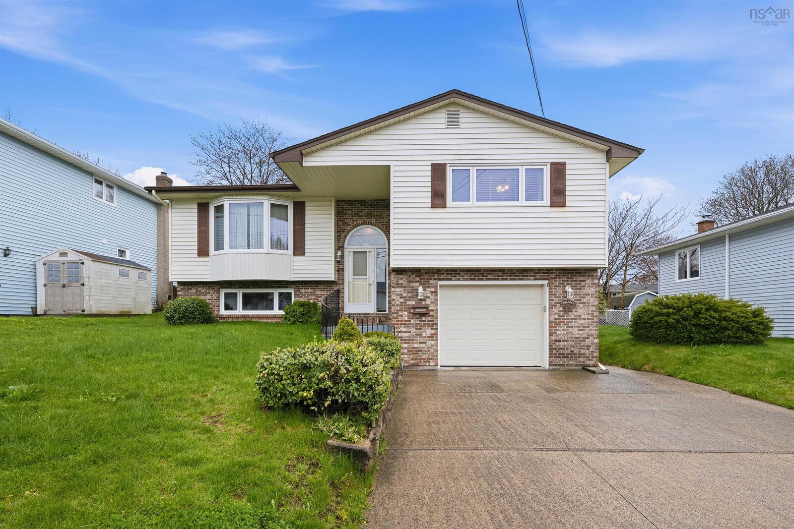 Property Photo:  13 Camilla Court  NS B2X 3K4 