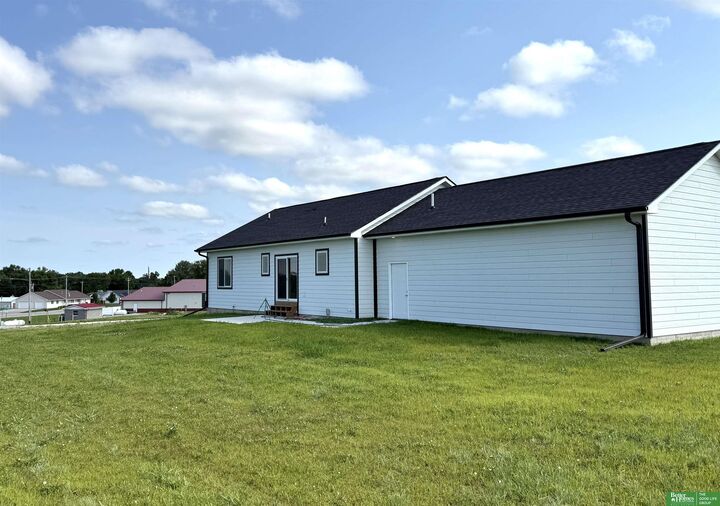 Property Photo:  300 Jo Lane  NE 68401 