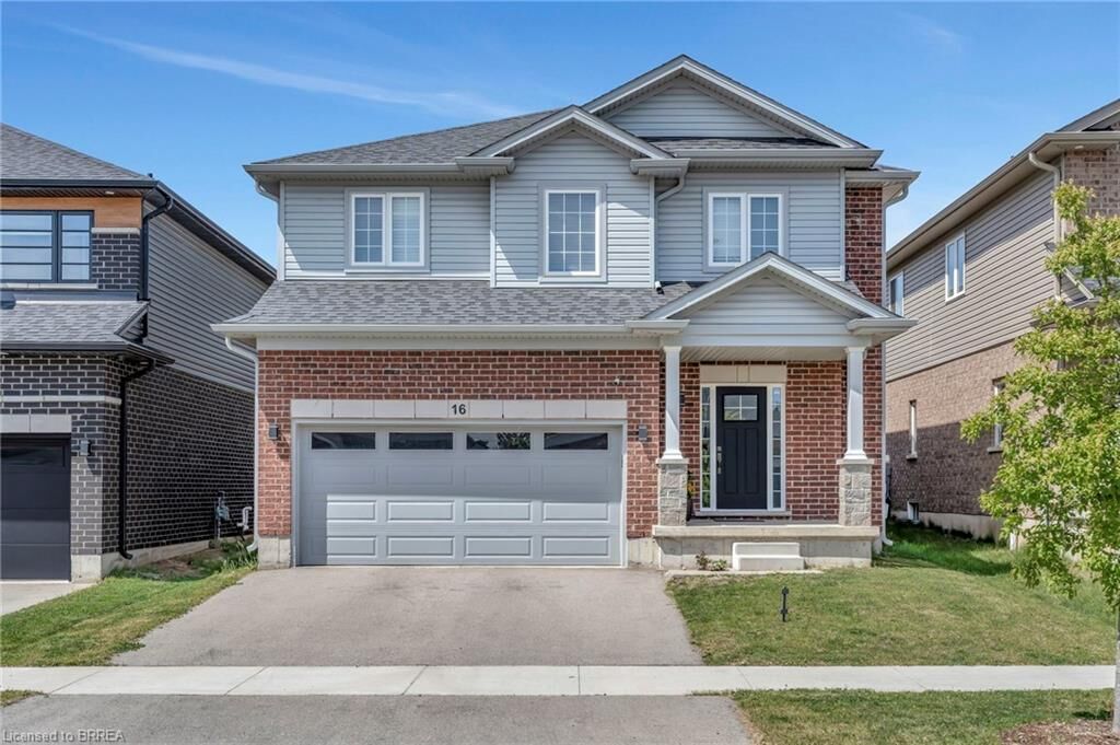 Property Photo: 16 Cumberland Street Upper ON N3S 7J6