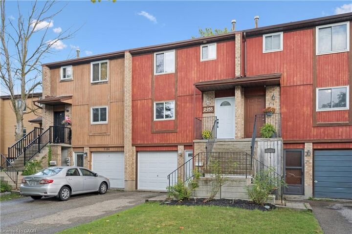Property Photo: 255 Camelot Court 2 ON N2K 3G1