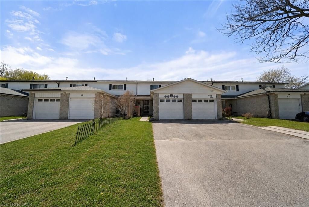 Property Photo: 95 Quantrell Trail ON M1B 1L7