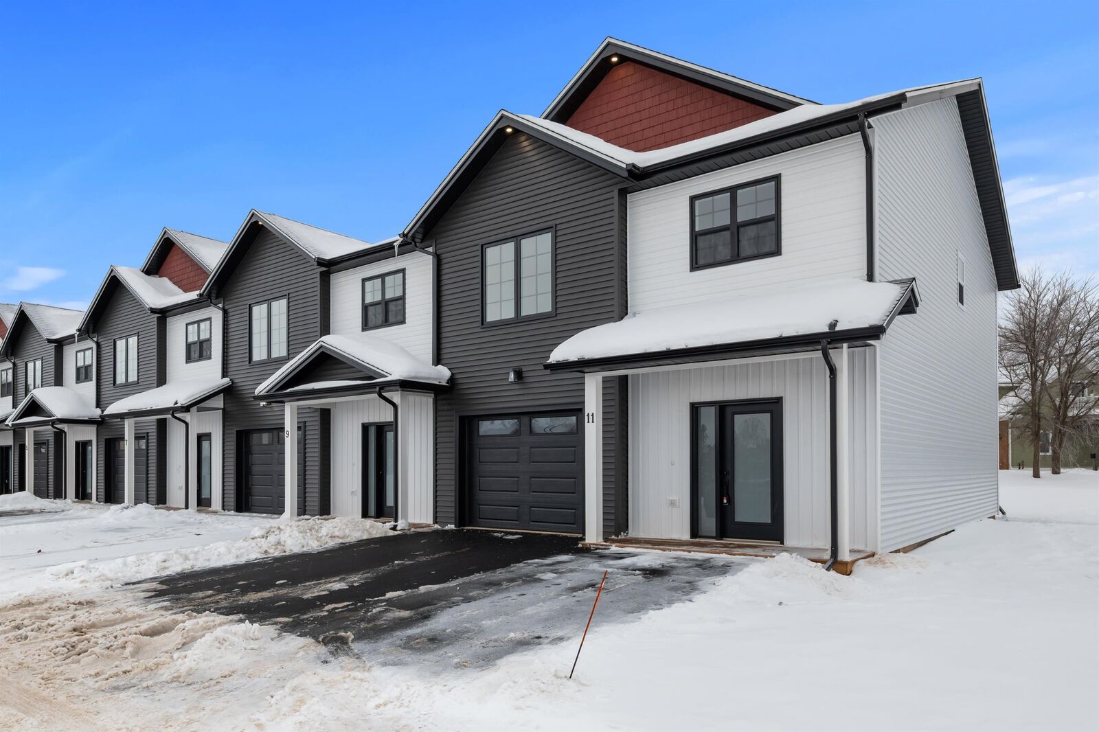 Property Photo:  7 Anne Avenue  PE C1C 0X1 