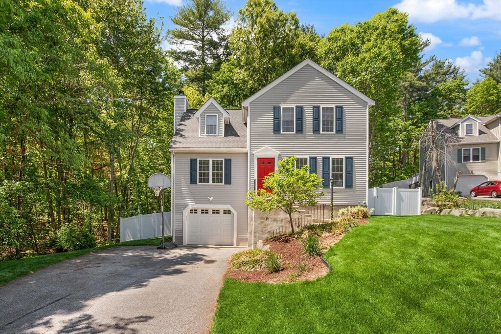 Property Photo:  2 Maura Cir  MA 01886 