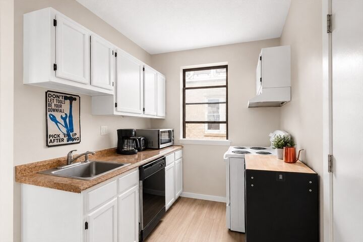 Property Photo:  317 Summit Avenue 9  MA 02135 