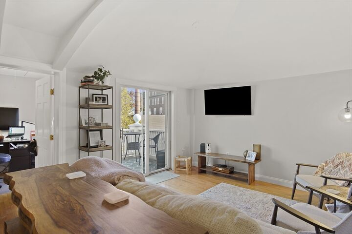 Property Photo: 266 Essex St 6 MA 01970