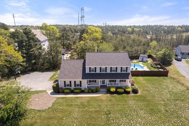 Property Photo: 1 Lynne Cir MA 02360
