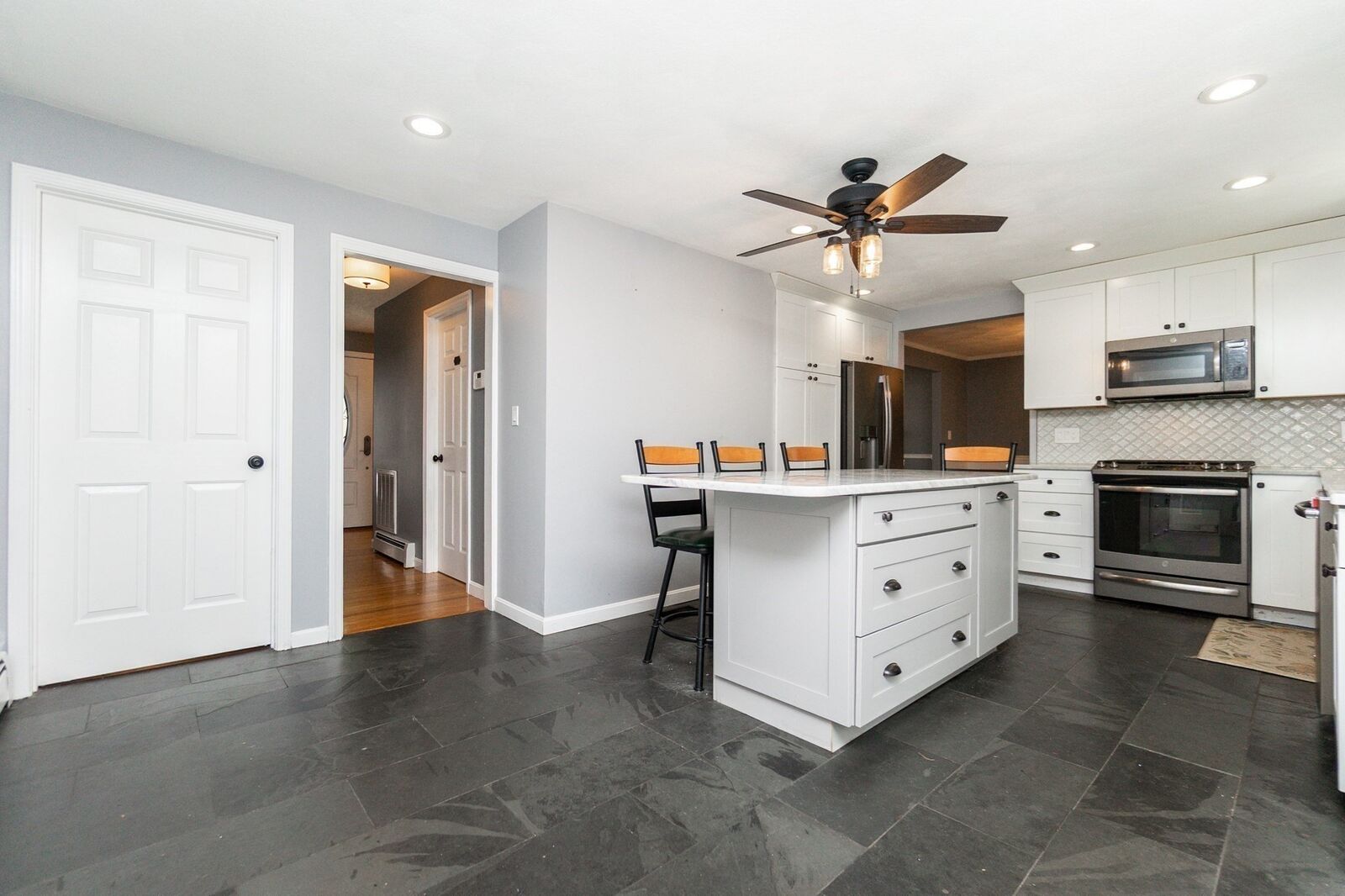 Property Photo:  63 Bow St  MA 01906 