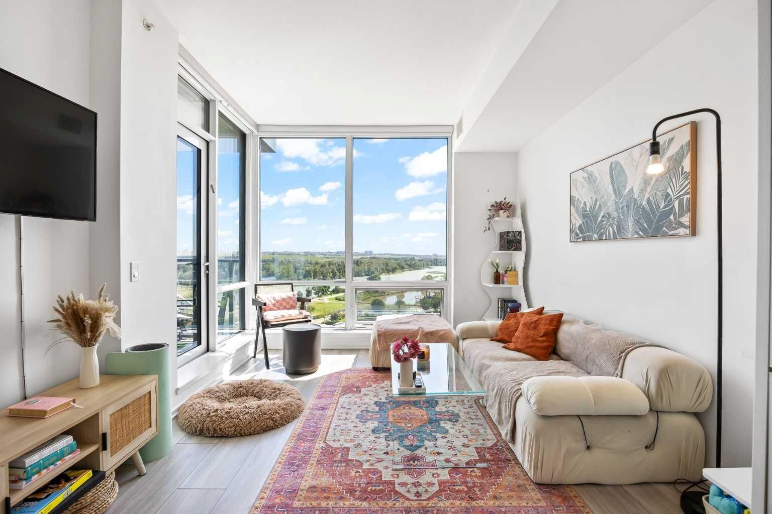 Property Photo:  615 6 Avenue SE 808  AB T2G 1S2 