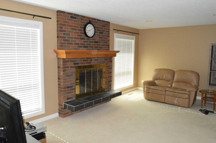 Property Photo: 4826 58 Street AB T0B 2L0