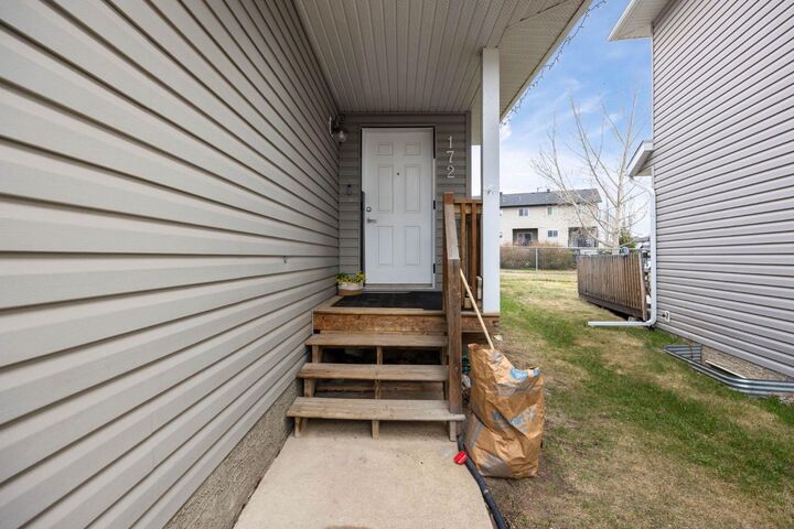 Property Photo: 172 Cinnamon Street AB T9K 2T4