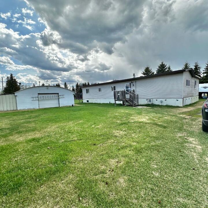 334 & 338, 14579 Twp Rd 680 334 &Amp 338 — photo 1