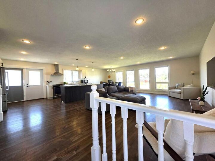 Property Photo:  1601 3 Avenue  AB T9W 1J3 