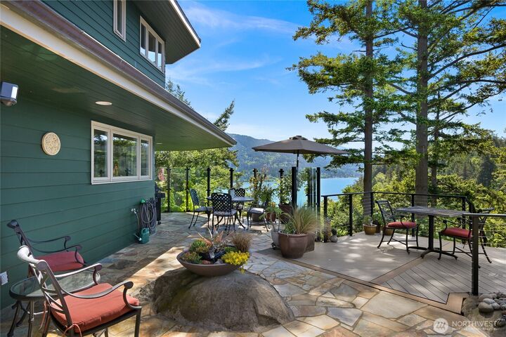 Property Photo:  420 S Clarkwood Drive  WA 98225 