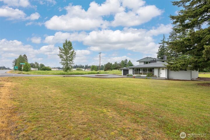 Property Photo:  108 W Bartlett Road  WA 98264 