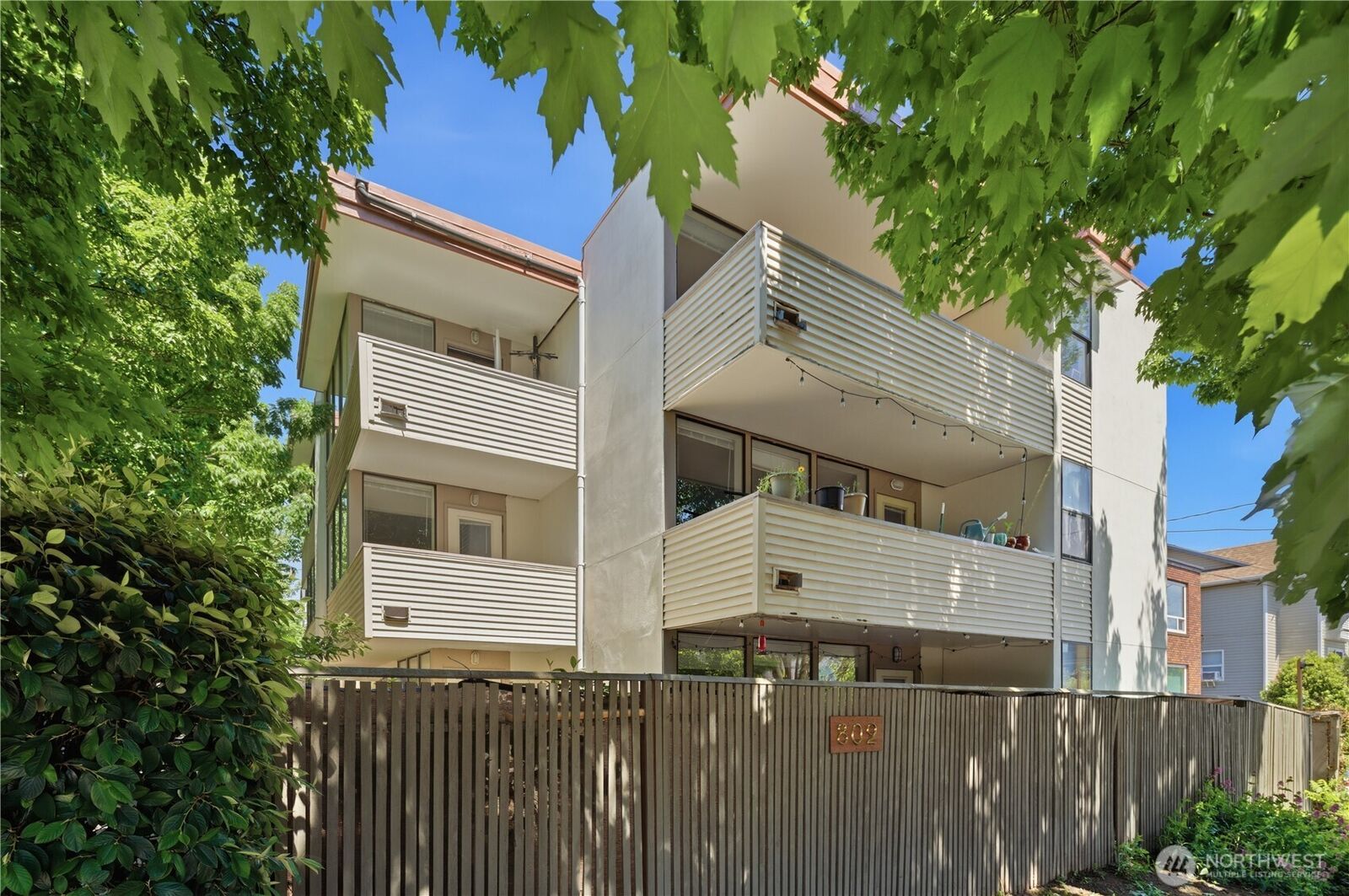 Property Photo: 802 N 43rd Street WA 98103