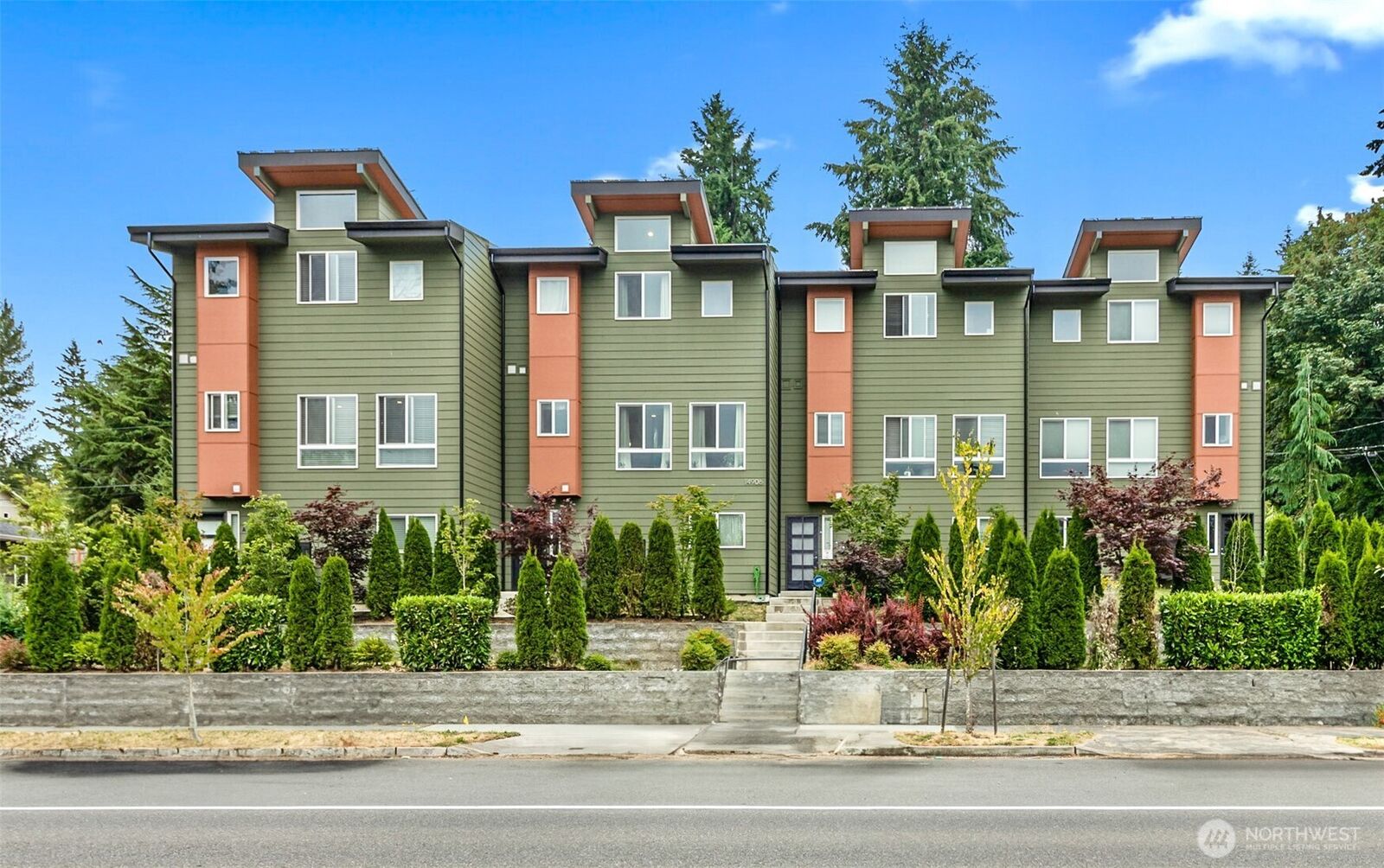Property Photo: 14906 Manor Way B WA 98087
