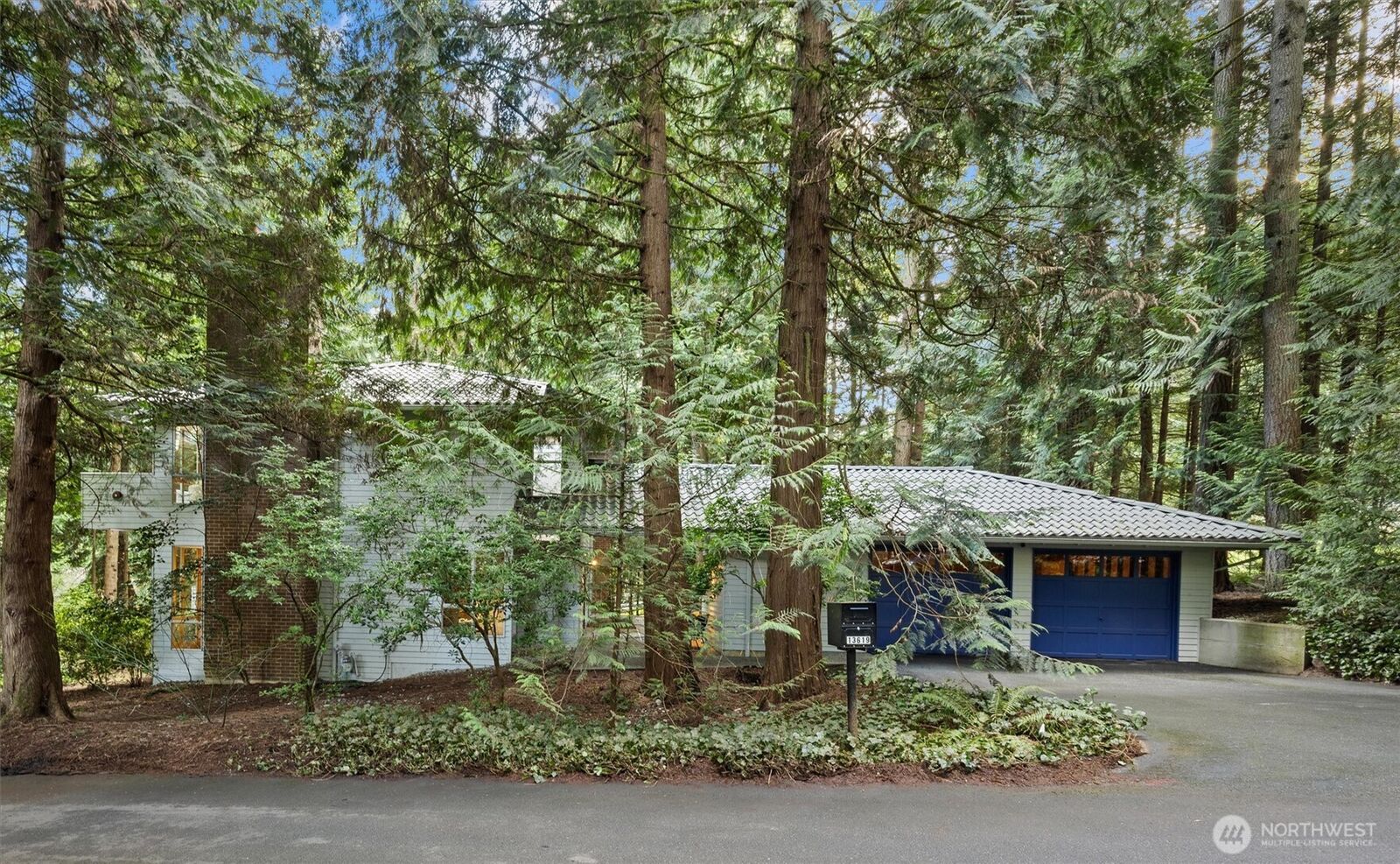 Property Photo:  13619 NE 28th Street  WA 98005 