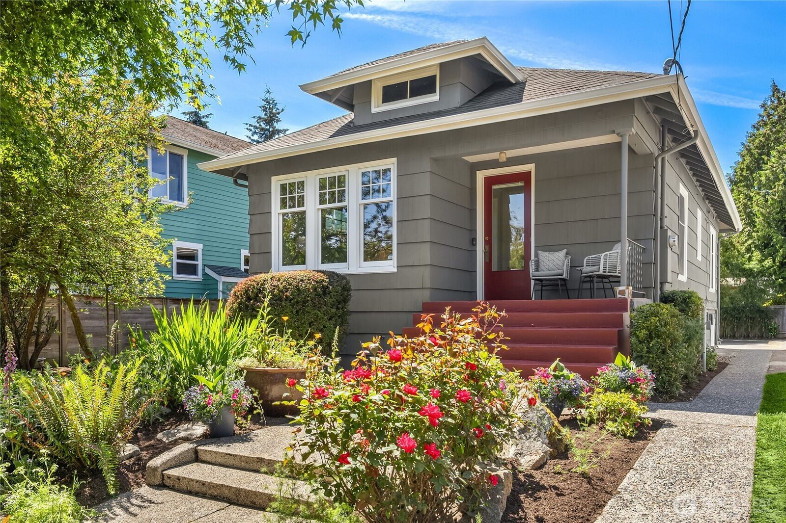 Property Photo:  6719  9th Avenue NW  WA 98117 