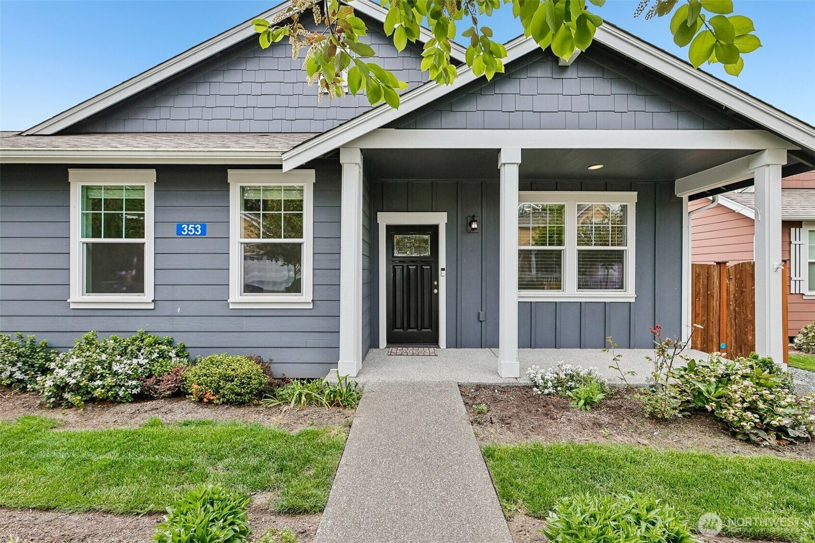 Property Photo: 353 S 48th Place WA 98274