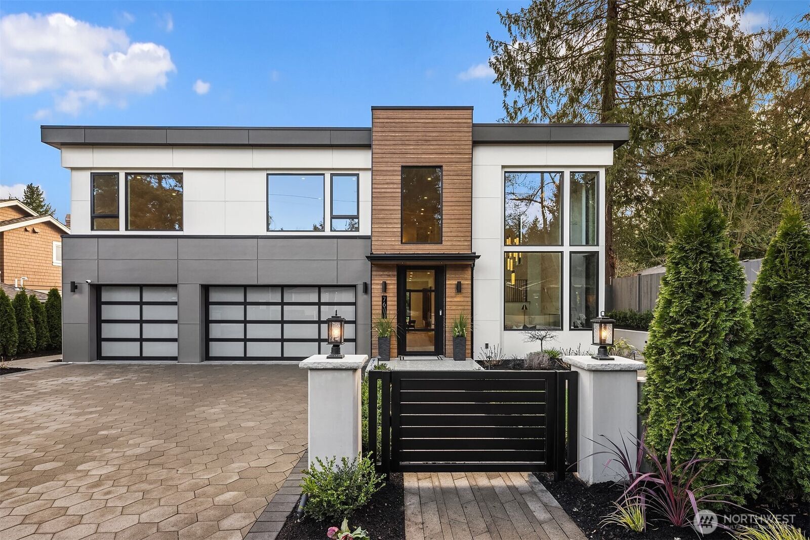 Property Photo:  7611 NE 12th Street  WA 98039 
