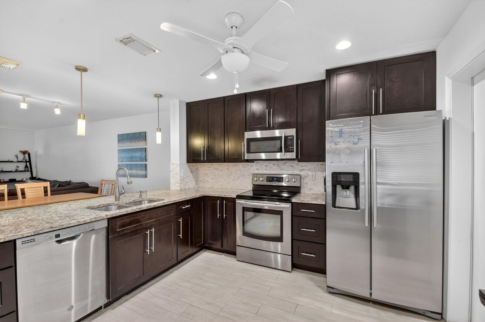 Property Photo: 1039 Arezzo Circle FL 33436
