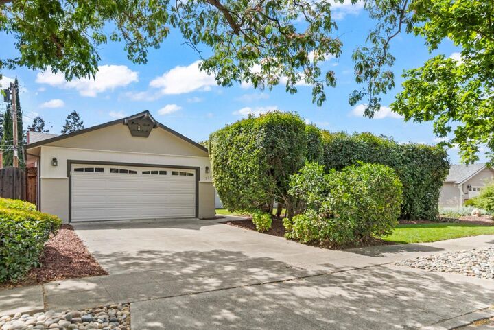Property Photo: 737 Hamann Drive CA 95117