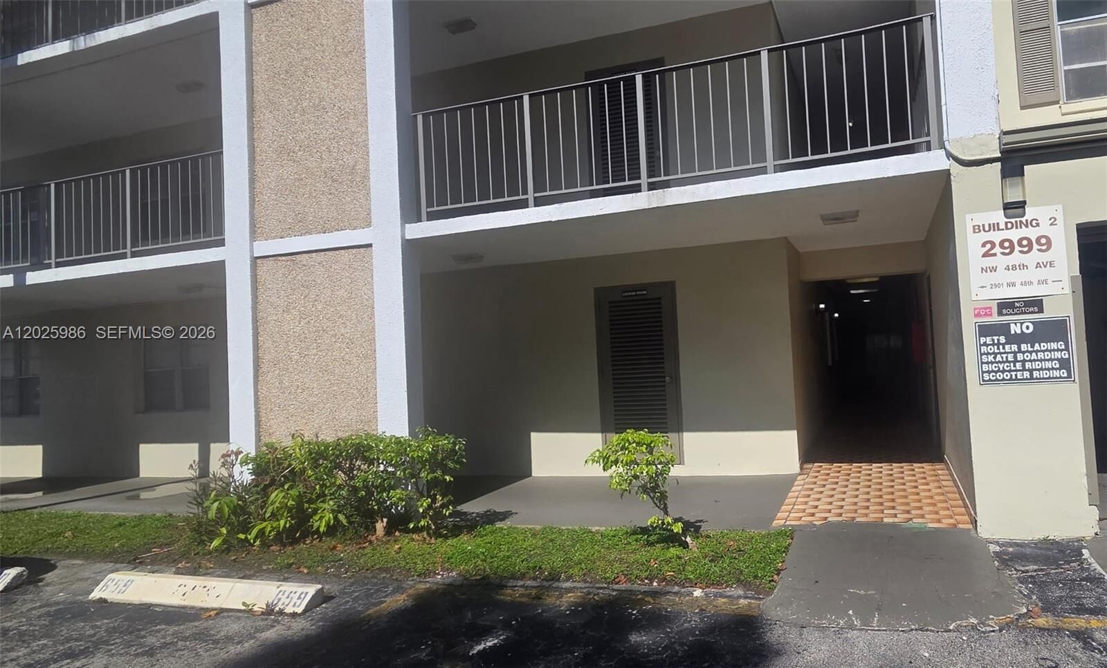 Property Photo: 2999 NW 48th Ave 246 FL 33313