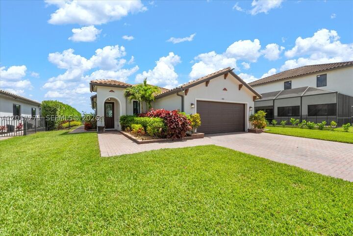 Property Photo:  4881 Iron Horse Way  FL 34142 