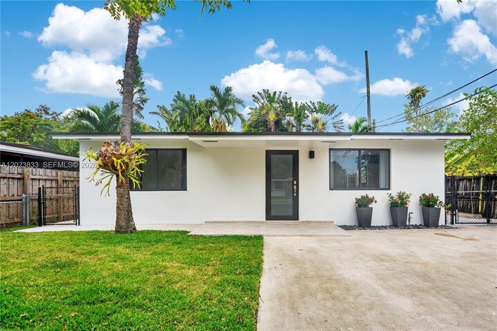 Property Photo:  6566 SW 35th St  FL 33155 