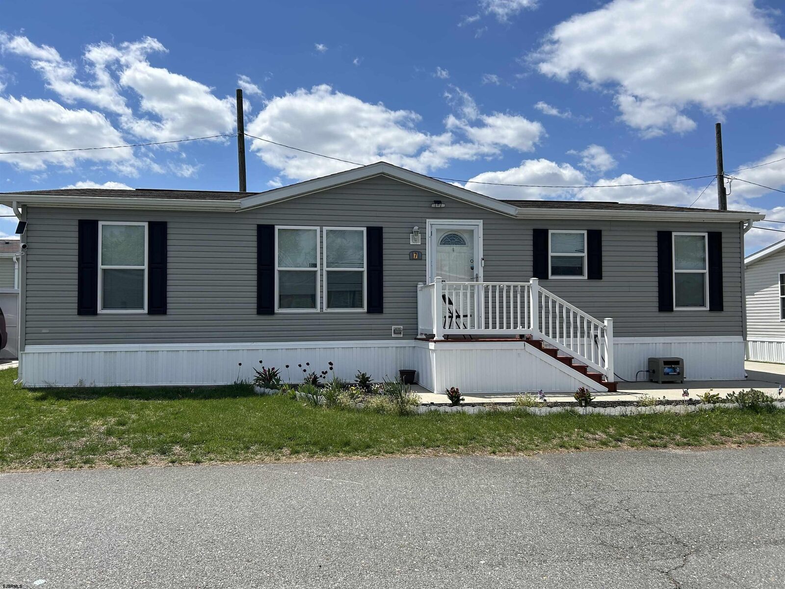 Property Photo:  7 Stanton  NJ 08234 