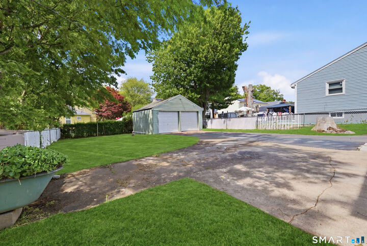 Property Photo:  127 Rangely Street  CT 06516 