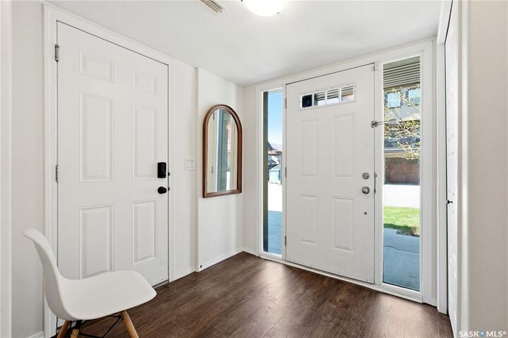 Property Photo: 150 Langlois Way 570 SK S7T 0K8