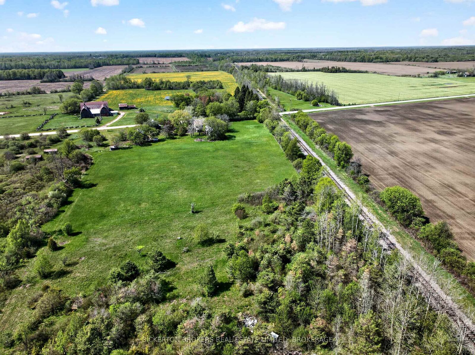 Property Photo: 10655 Jellyby Road ON K0G 1R0