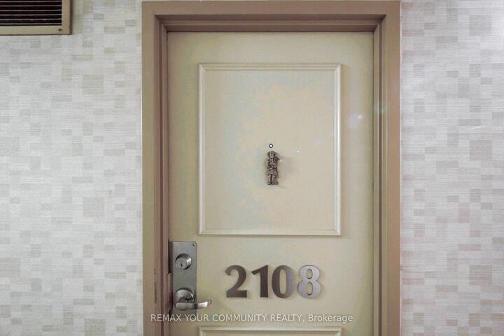 Property Photo: 735 Don Mills Road 2108 ON M3C 1T1