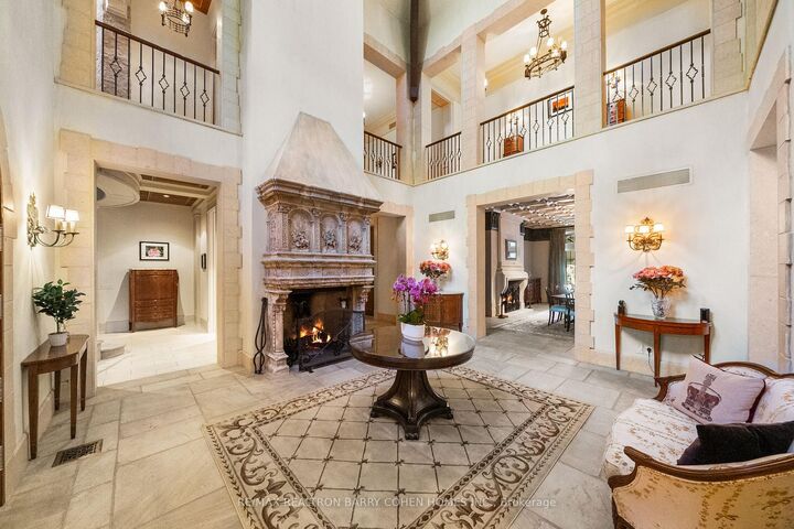 85 The Bridle Path — photo 1