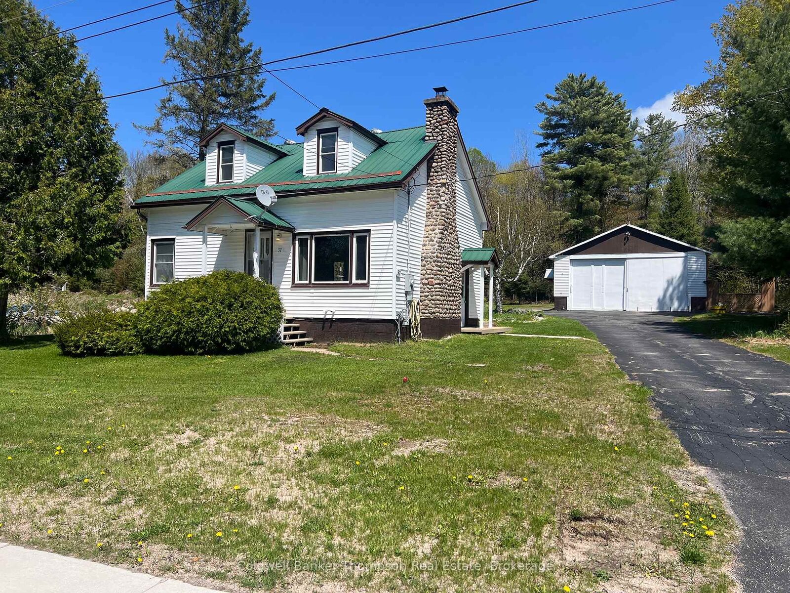Property Photo: 37 Eagle Lake Road ON P0A 1X0