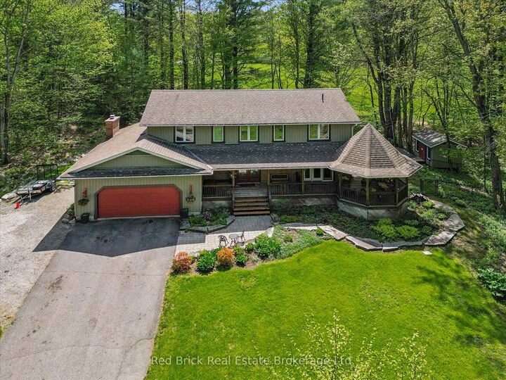 Property Photo: 24 South Muskoka Drive ON P1L 1M4