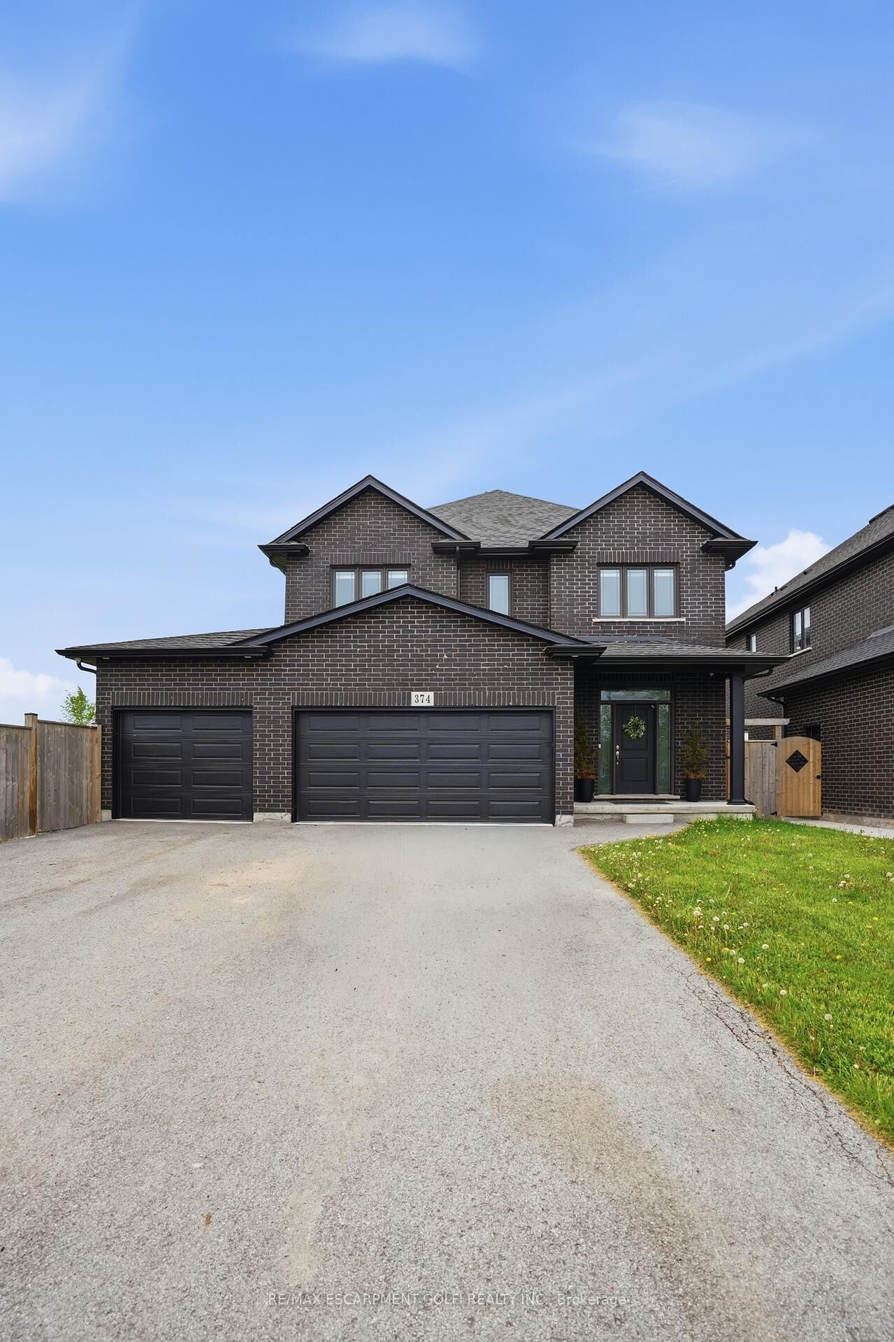 Property Photo: 374 Viger Drive S ON L3B 0E2