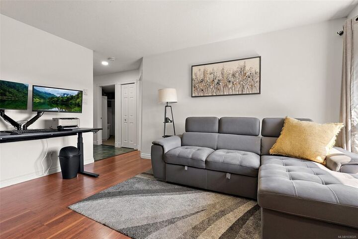 Property Photo: 7 Gorge Rd W 306 BC V9A 1L9