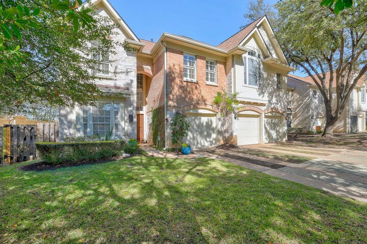Property Photo: 3800 Bailey Lane F-1 TX 78756