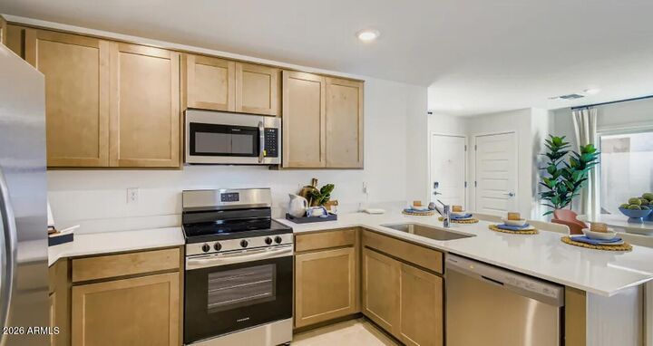 Property Photo:  2103 W Roselle Avenue  AZ 85120 